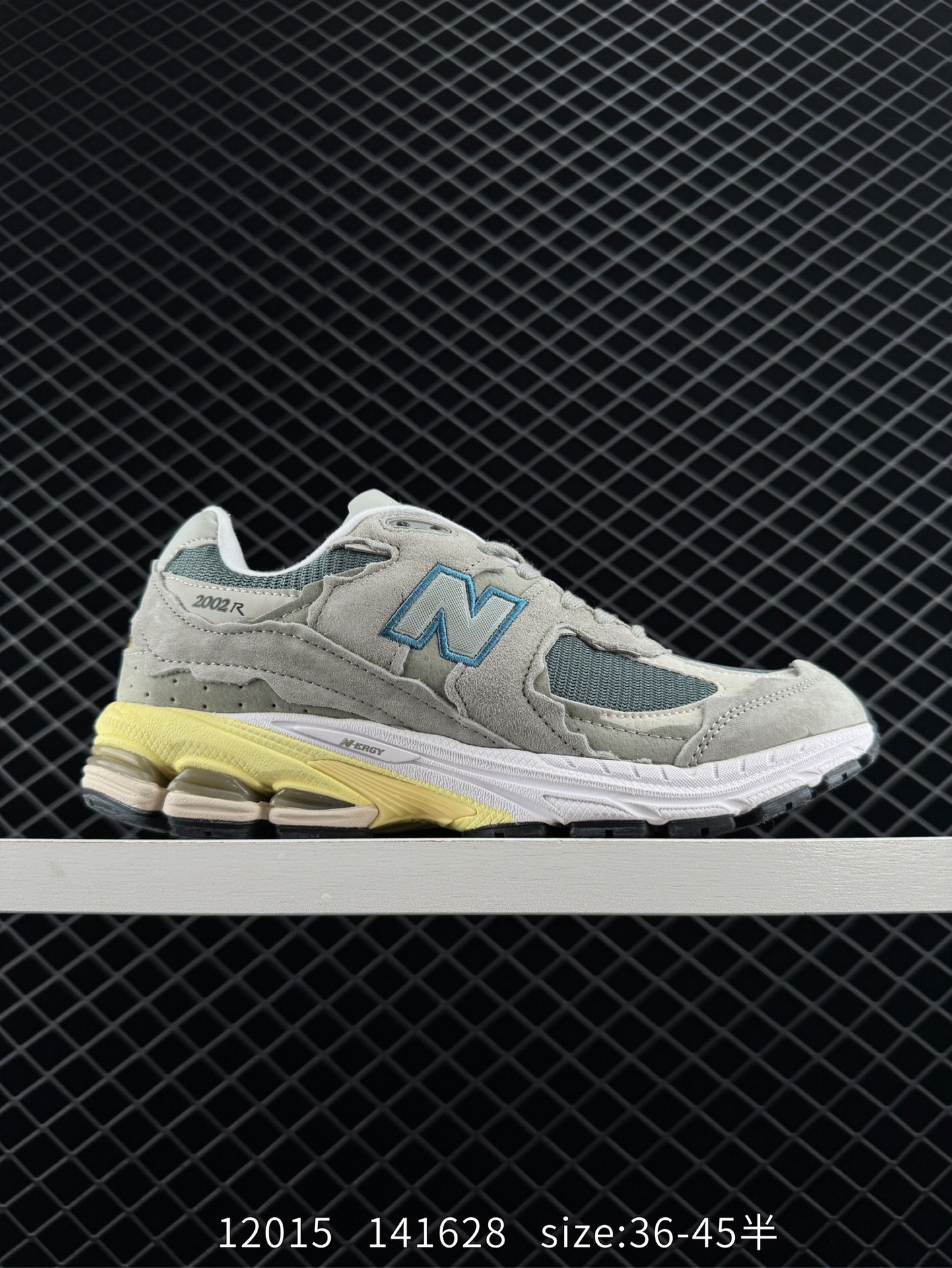 New Balance M2002 New Balance M2002